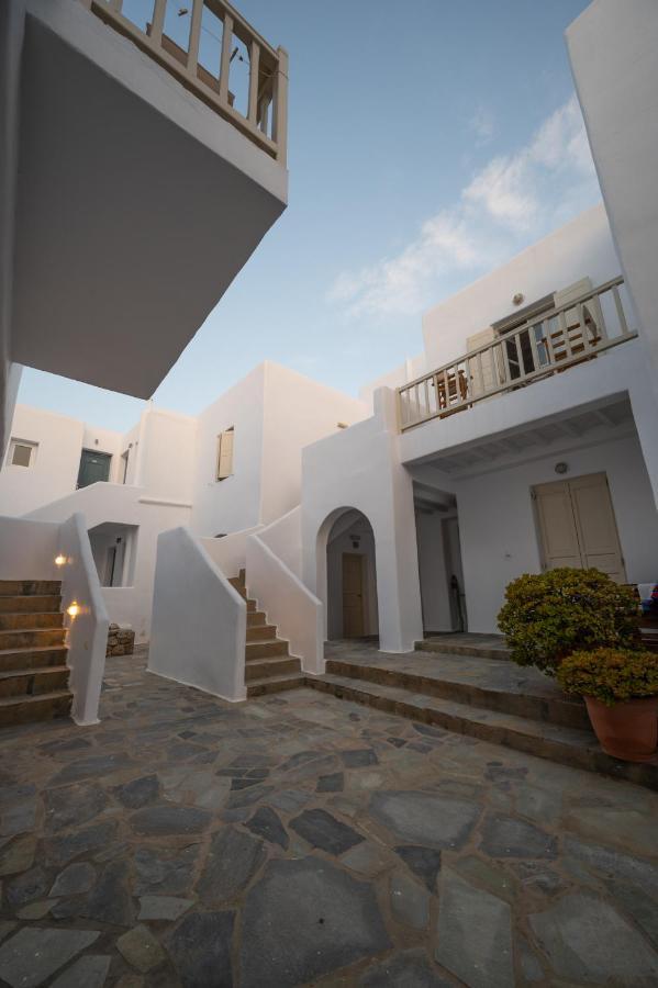 Twins-Trisa Apartments Ornos  Exterior foto