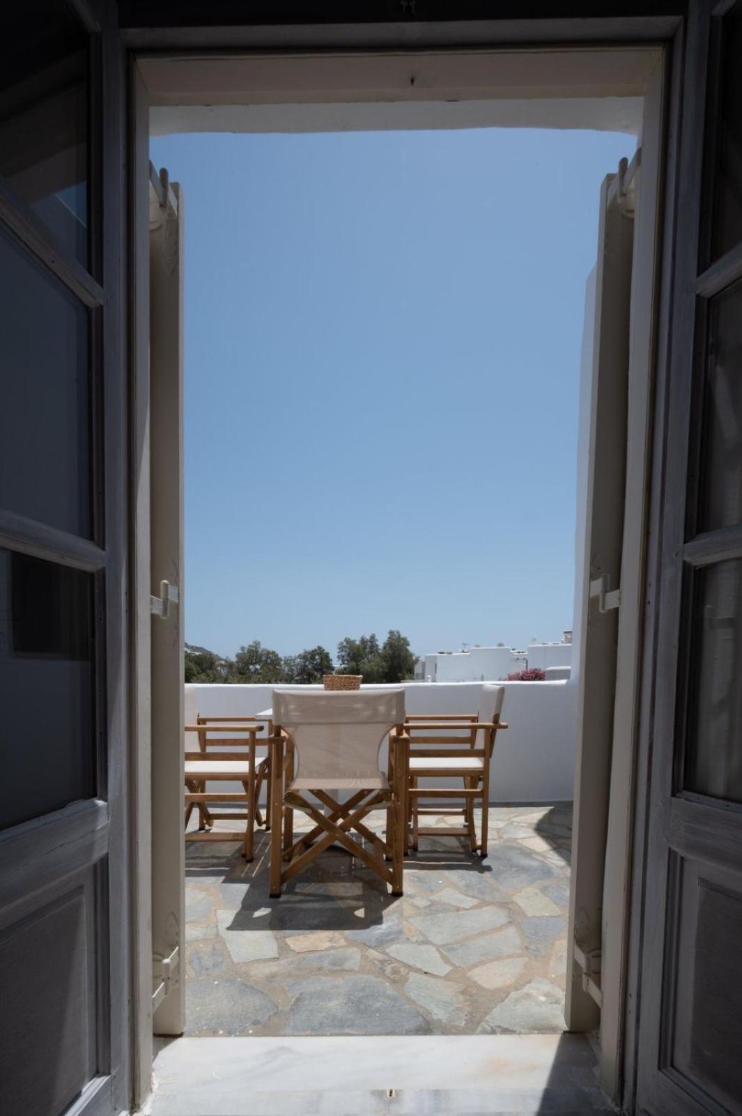 Twins-Trisa Apartments Ornos  Exterior foto