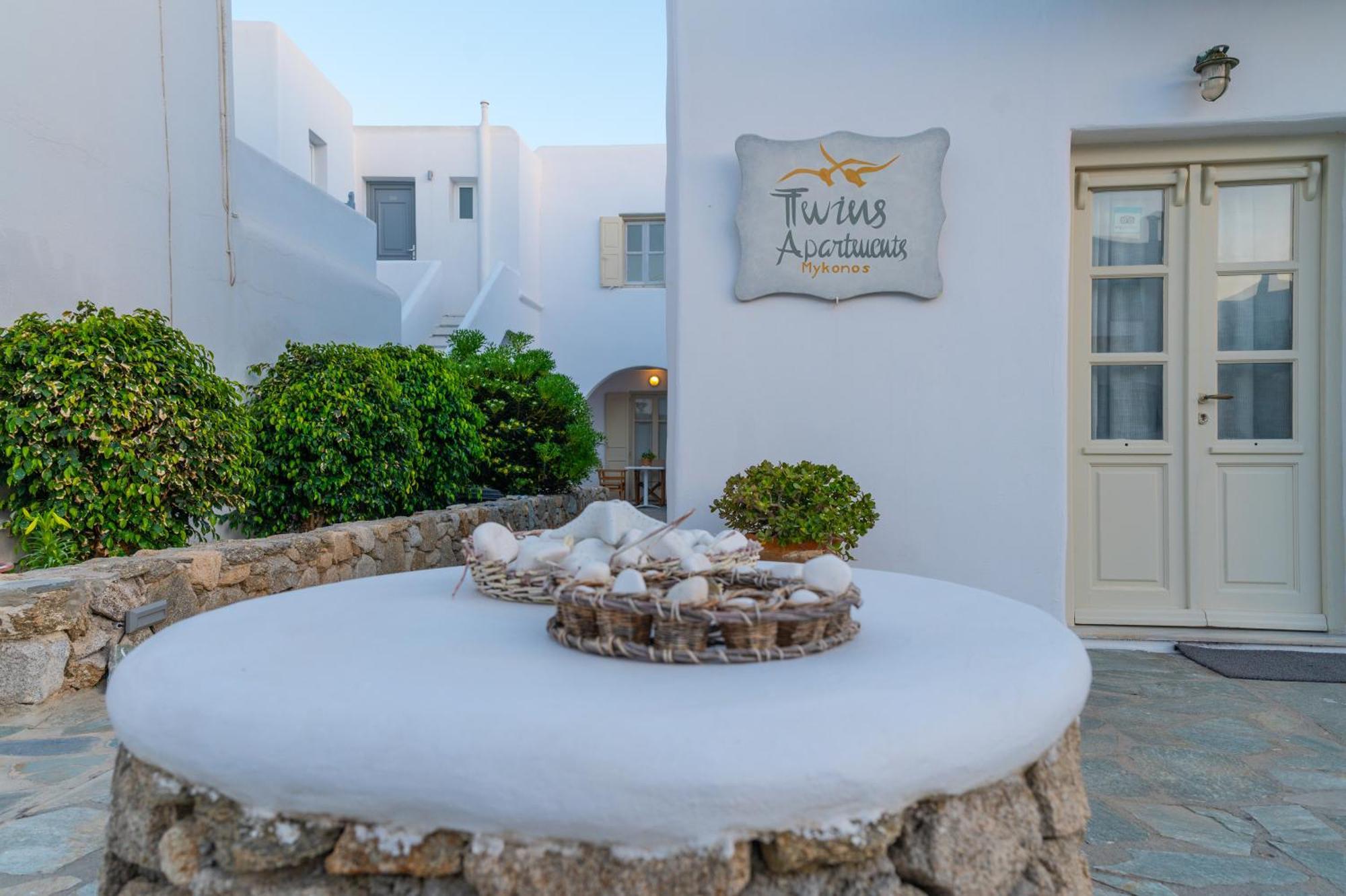 Twins-Trisa Apartments Ornos  Exterior foto