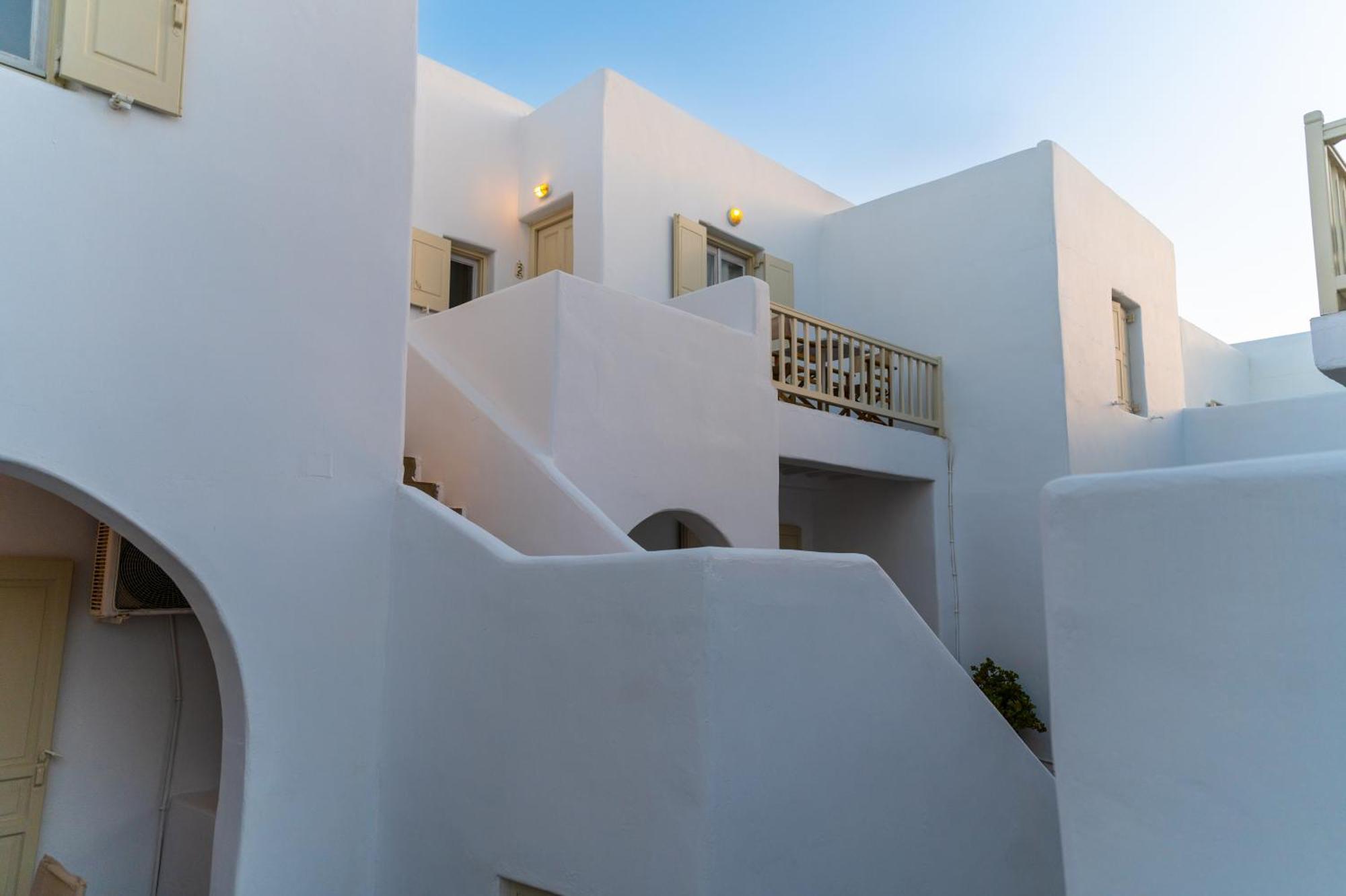 Twins-Trisa Apartments Ornos  Exterior foto